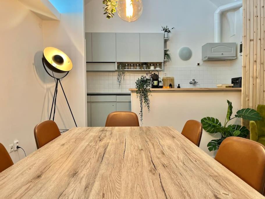 Beautiful New Town Apartment — Fotky 3